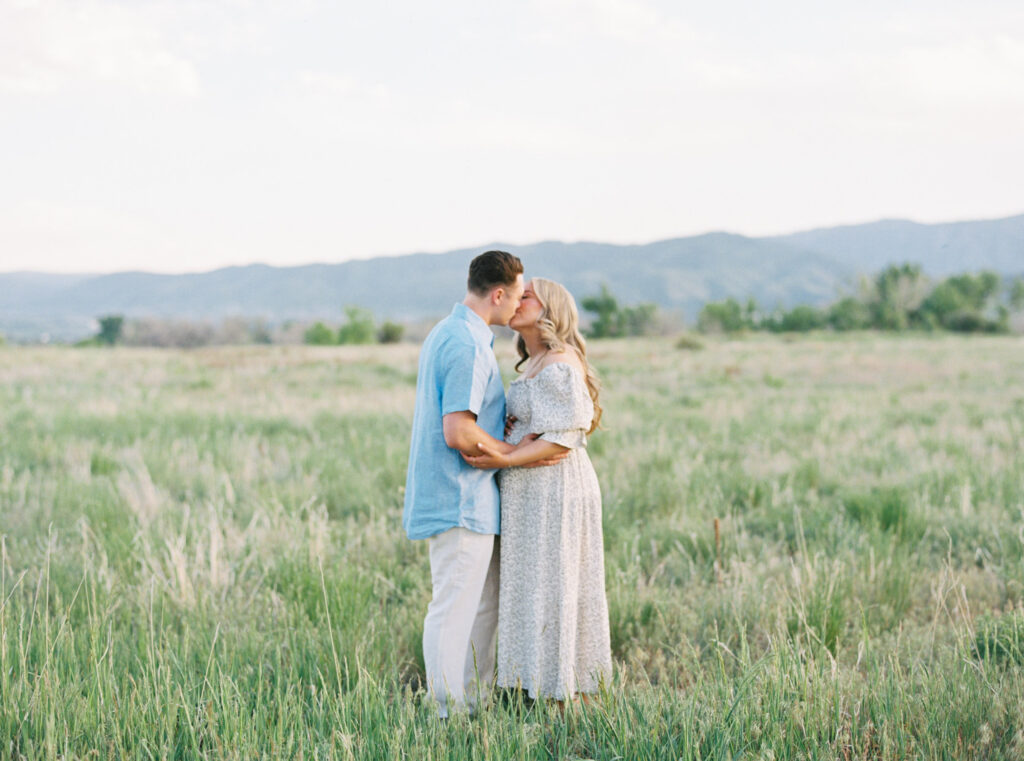 Maternity photography session in Greenville, SC by Chelsea Sliwa Photography