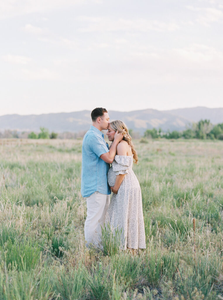 Maternity photography session in Greenville, SC by Chelsea Sliwa Photography